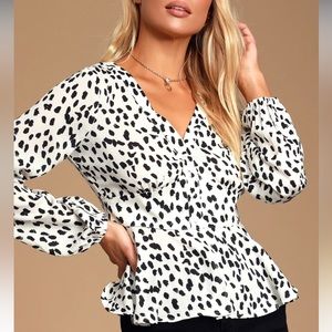 Lulu’s White & Black Leopard Print Top